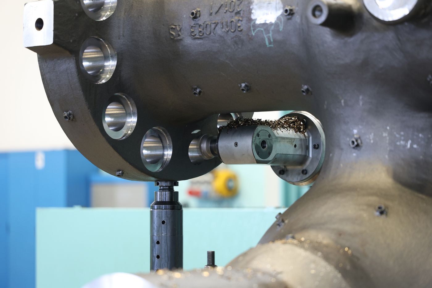 Alesatura di precisione di un grande foro cilindrico, Officine Mara